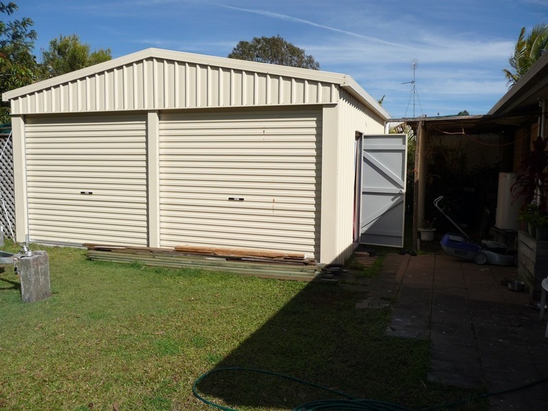 18 Rachael Street, Point Vernon QLD 4655