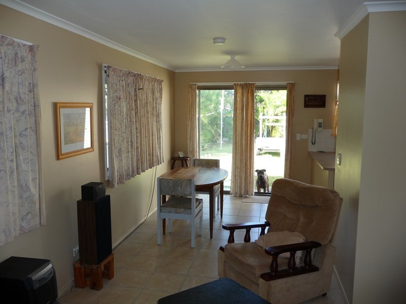 18 Rachael Street, Point Vernon QLD 4655