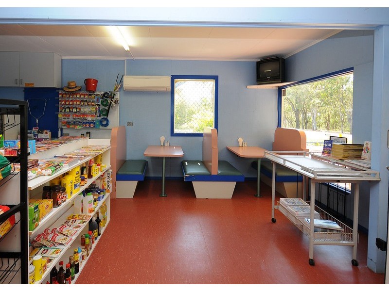 Pt Vernon Store, 149 Esplanade, Hervey Bay QLD 4655