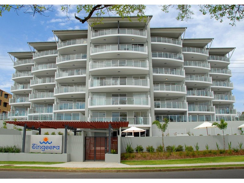 Unit 402 / 241 Esplanade, Pialba QLD 4655