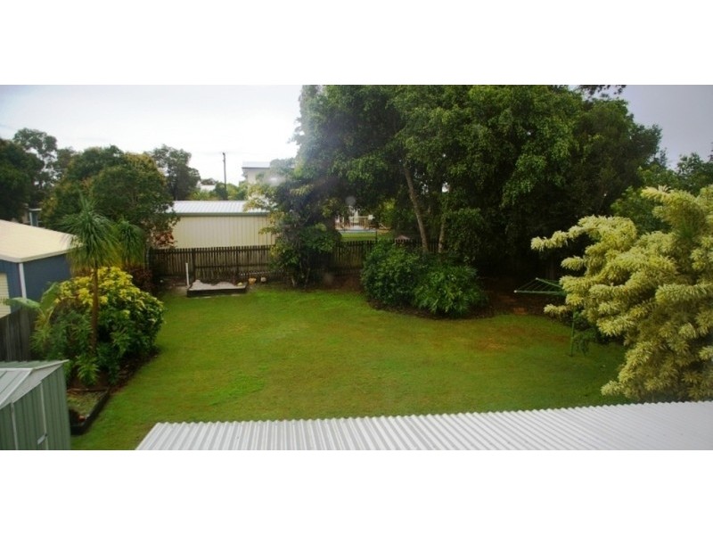8 Spence Street, Point Vernon QLD 4655