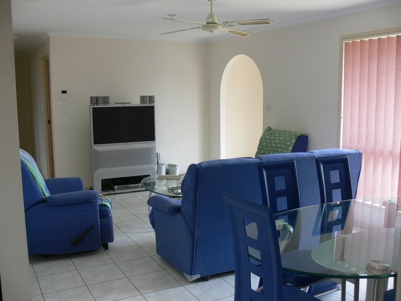 32 Wide Bay Drive, Eli Waters QLD 4655