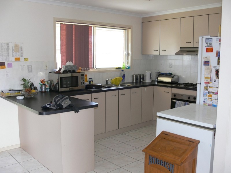 32 Wide Bay Drive, Eli Waters QLD 4655