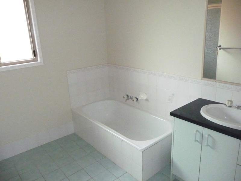 9 Byron Street, Scarness QLD 4655