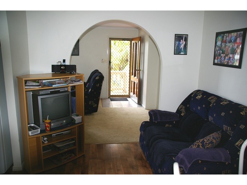 150 Hammond Street, Urangan QLD 4655