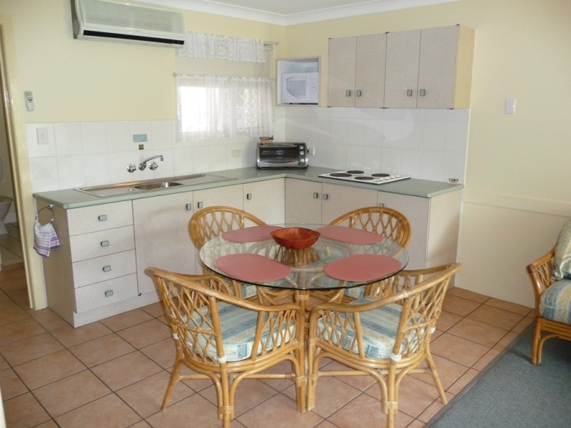 12 / 477 Esplanade, Torquay QLD 4655