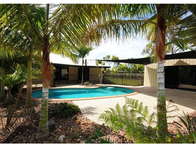 2 Pinewood Court, Wondunna QLD 4655