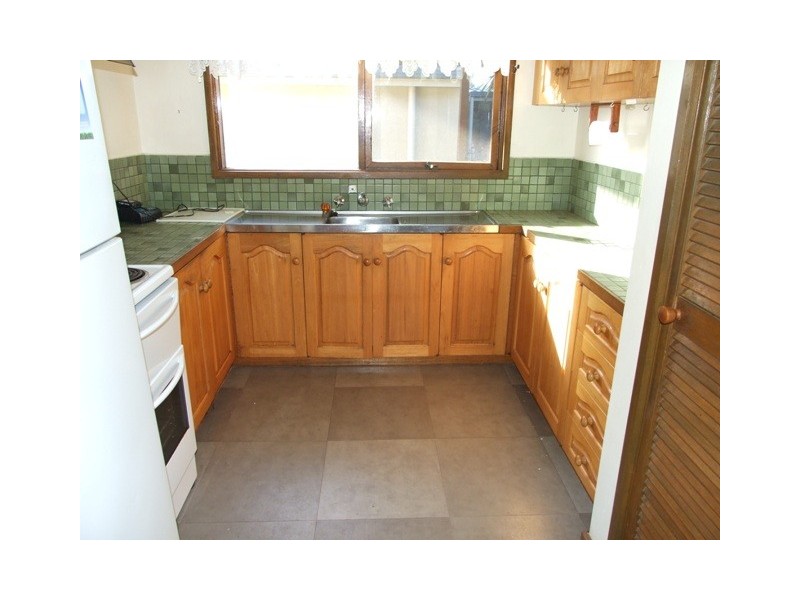 25 Back beach Road, San Remo VIC 3925