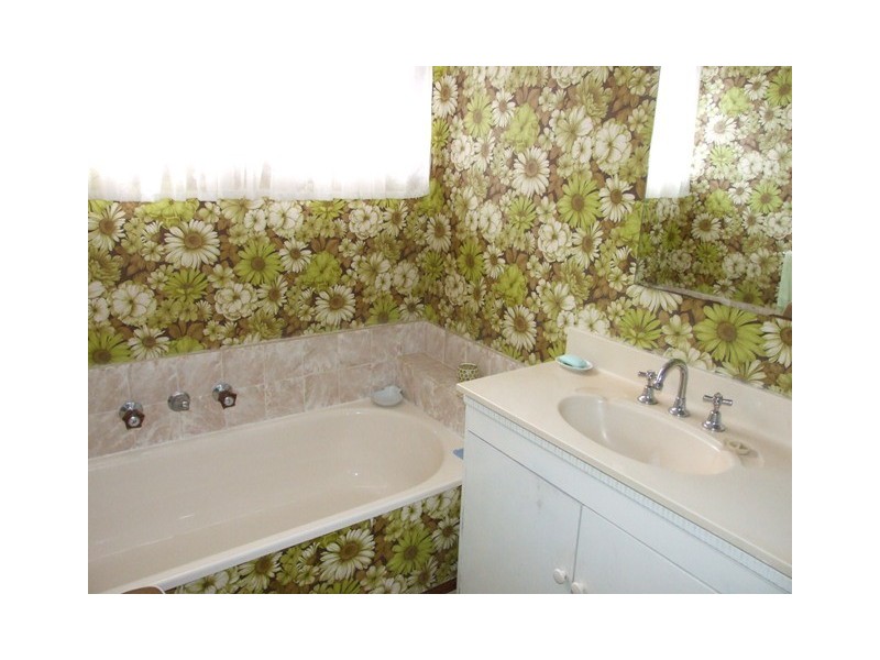 25 Back beach Road, San Remo VIC 3925