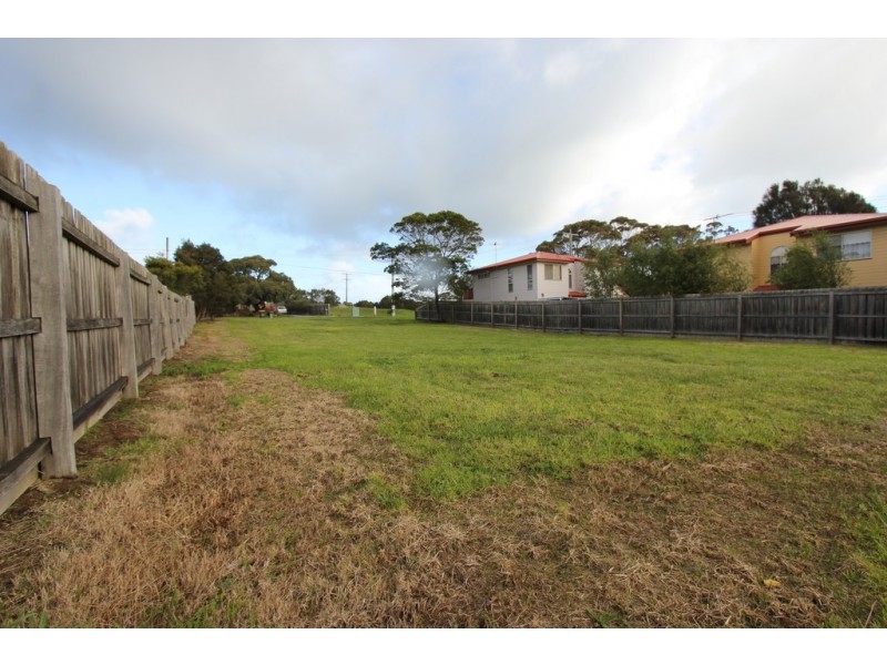 284 Settlement Road, Cowes VIC 3922