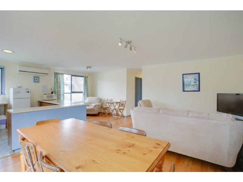 15 Koala Street, Cowes VIC 3922