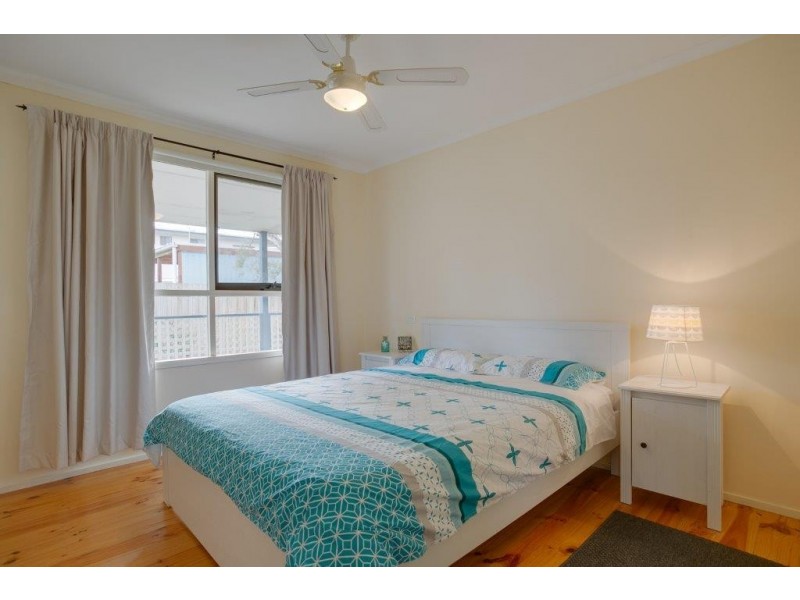 15 Koala Street, Cowes VIC 3922