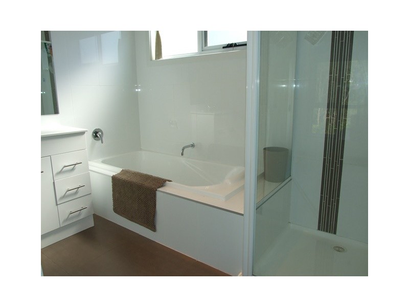 2 Coramba Court, Cowes VIC 3922