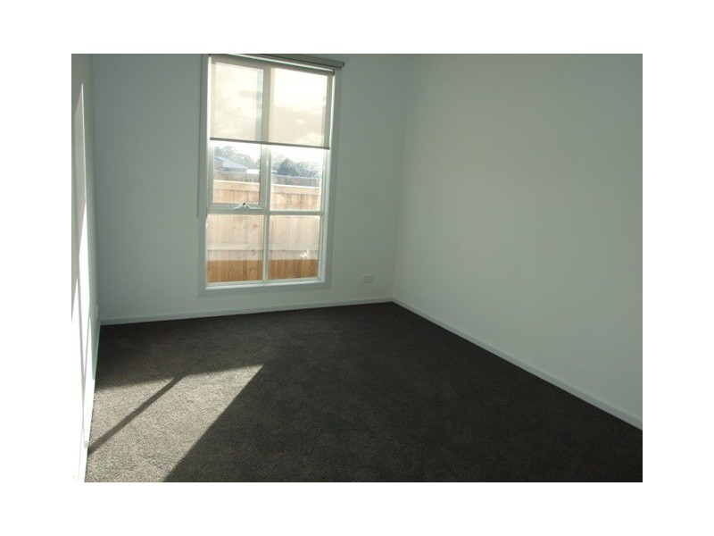 6 Silverstone Drive, Cowes VIC 3922