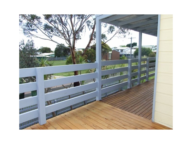 13 Yarramundi Way, Cowes VIC 3922