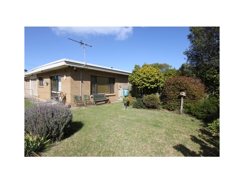 28 Cleeland Street, Newhaven VIC 3925