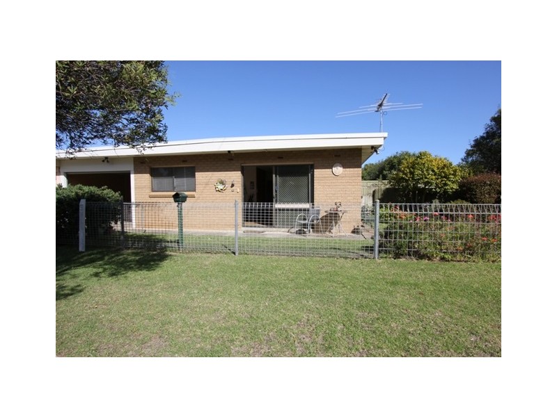 28 Cleeland Street, Newhaven VIC 3925