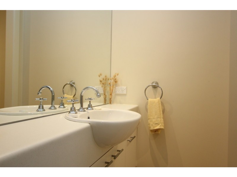 3/340 Church Street, Cowes VIC 3922