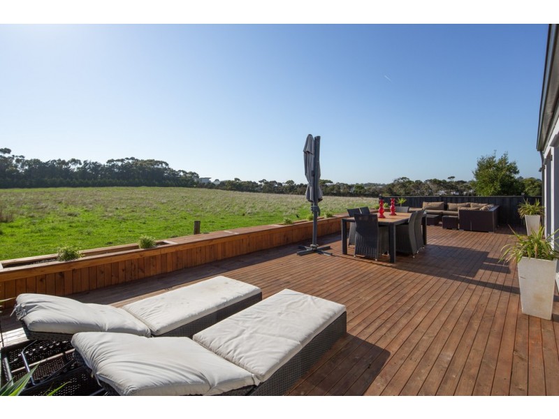 52 Grampian Boulevard, Cowes VIC 3922