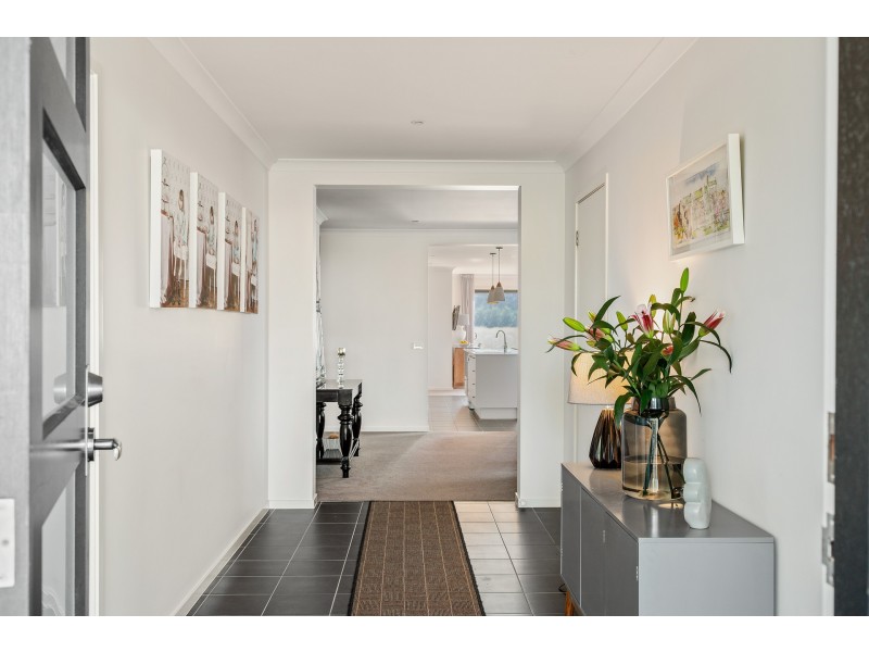 52 Grampian Boulevard, Cowes VIC 3922