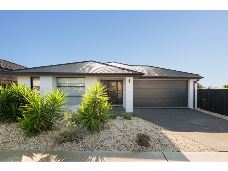 52 Grampian Boulevard, Cowes VIC 3922