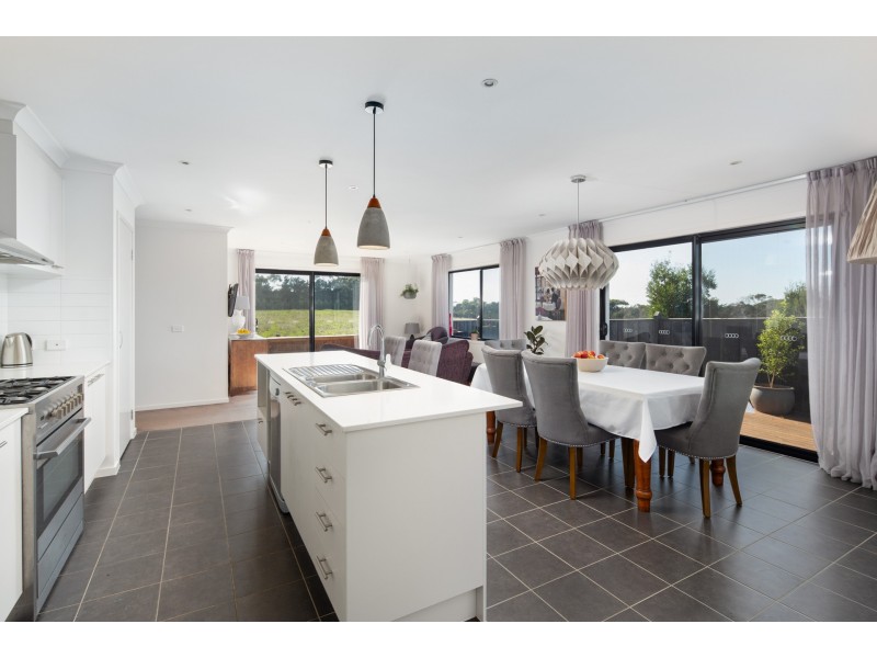 52 Grampian Boulevard, Cowes VIC 3922