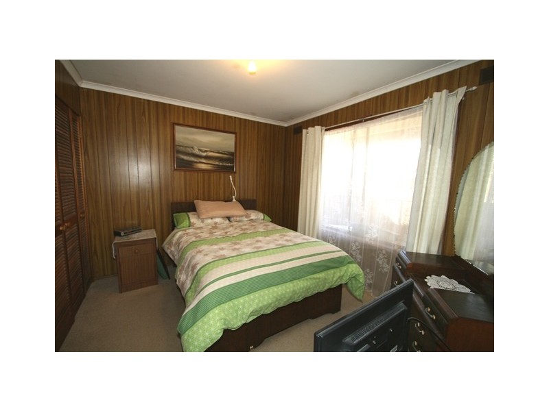 82 Churchill Drive, Cowes VIC 3922