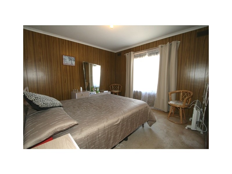 82 Churchill Drive, Cowes VIC 3922