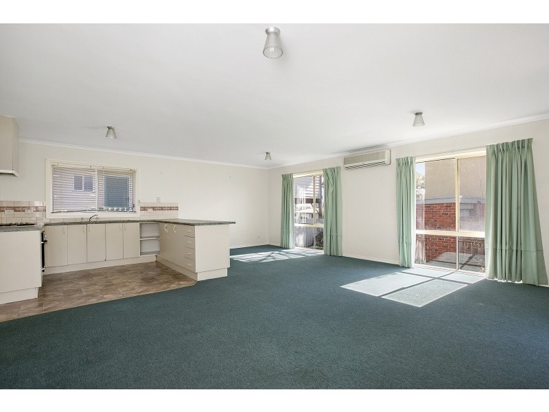 1 and 2/257 Settlement Road, Cowes VIC 3922