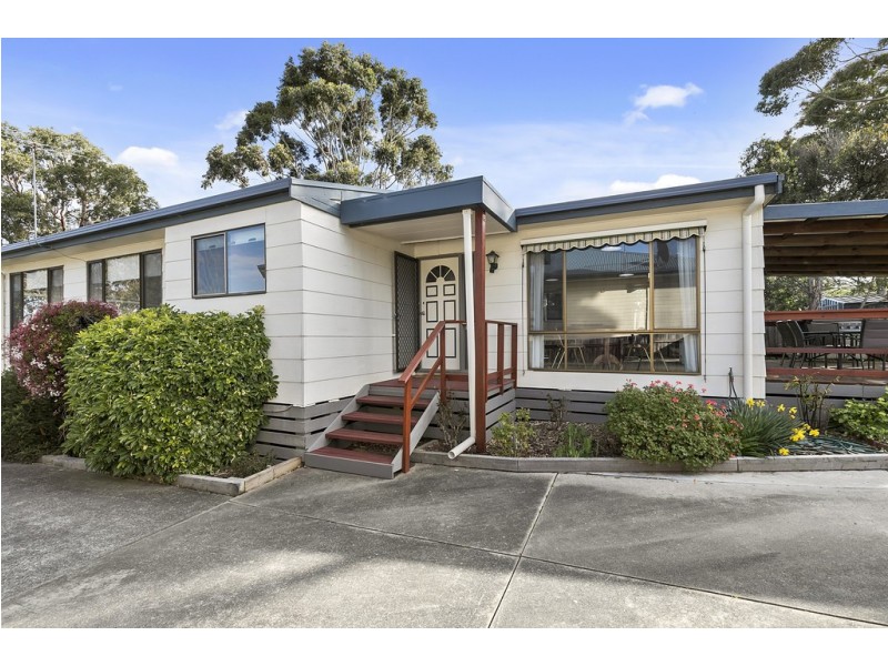 4 Jenner Avenue,, Cowes VIC 3922