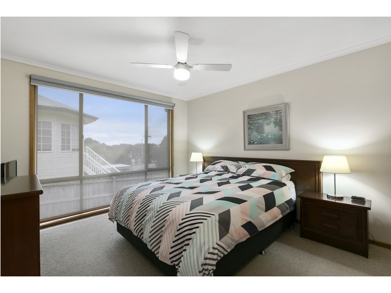 4 Jenner Avenue,, Cowes VIC 3922