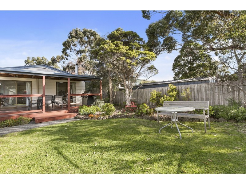 4 Jenner Avenue,, Cowes VIC 3922