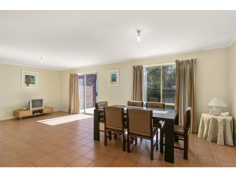 17 Carapooka Way, Cowes VIC 3922