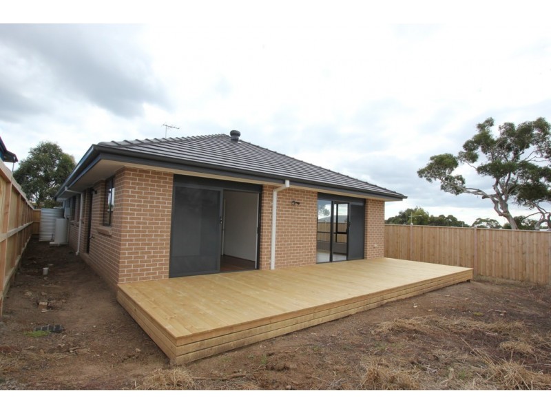 15 Currawong Close, Cowes VIC 3922