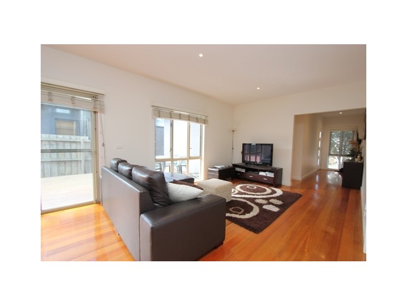 8/55 Chapel Street, Cowes VIC 3922