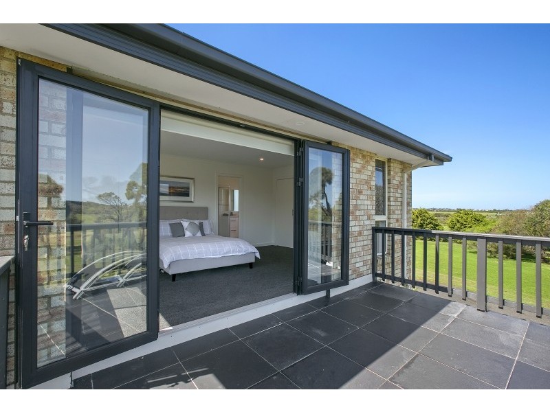 31 Churchill Road, Newhaven VIC 3925