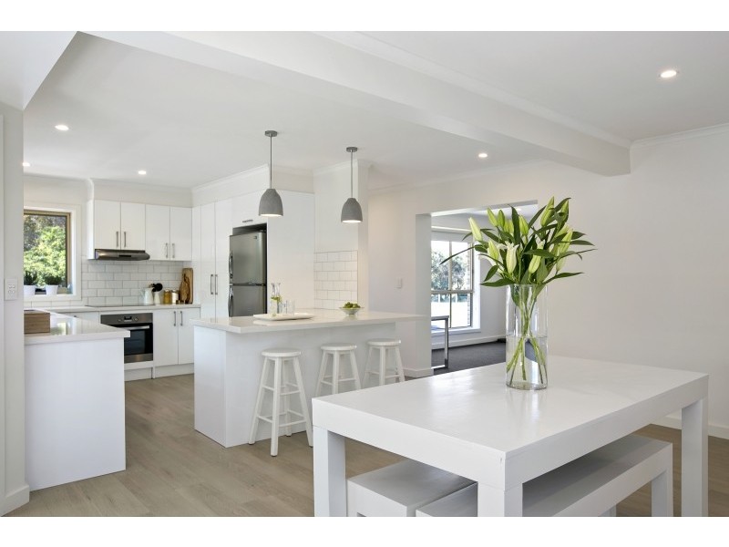 31 Churchill Road, Newhaven VIC 3925