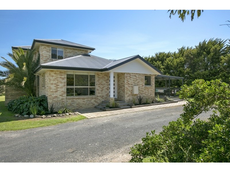 31 Churchill Road, Newhaven VIC 3925