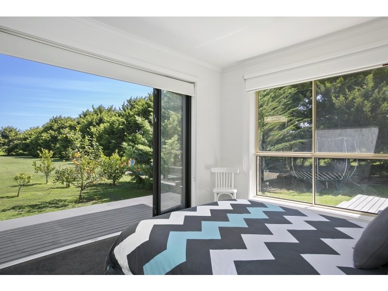 31 Churchill Road, Newhaven VIC 3925