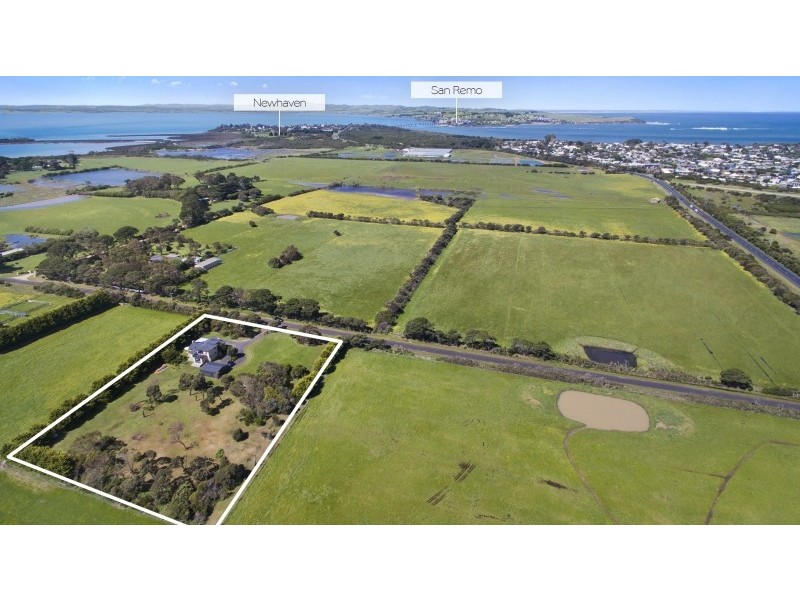 31 Churchill Road, Newhaven VIC 3925