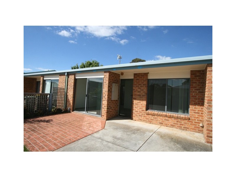 6/13 Douglas Road, Cowes VIC 3922