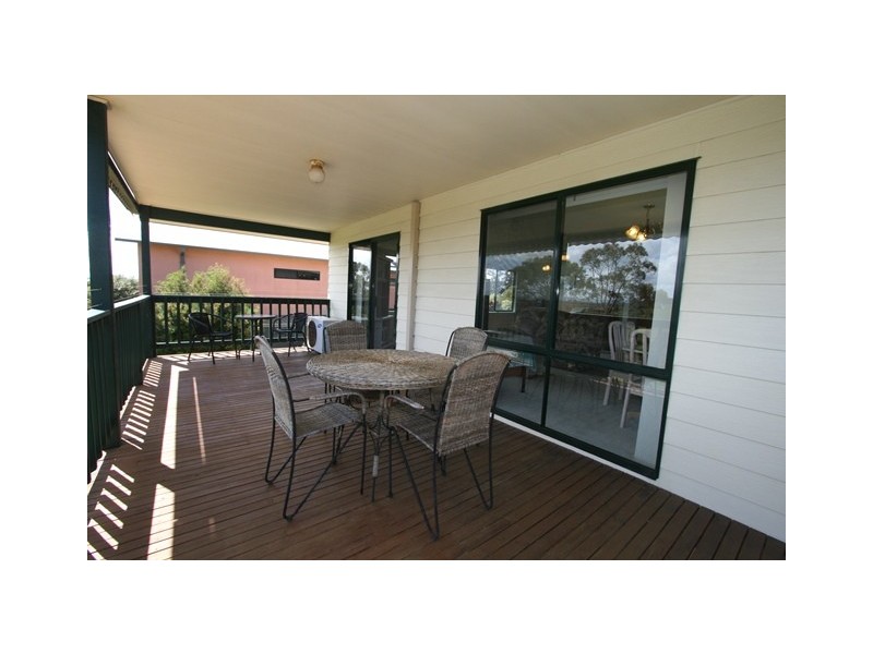 9 McIlwraith Road, Rhyll VIC 3923