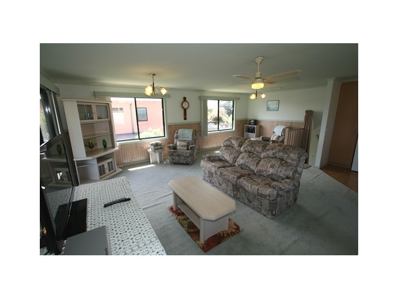 9 McIlwraith Road, Rhyll VIC 3923