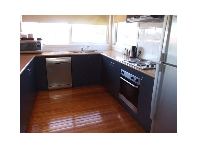 4 Anglers Road, Sunderland Bay VIC 3922