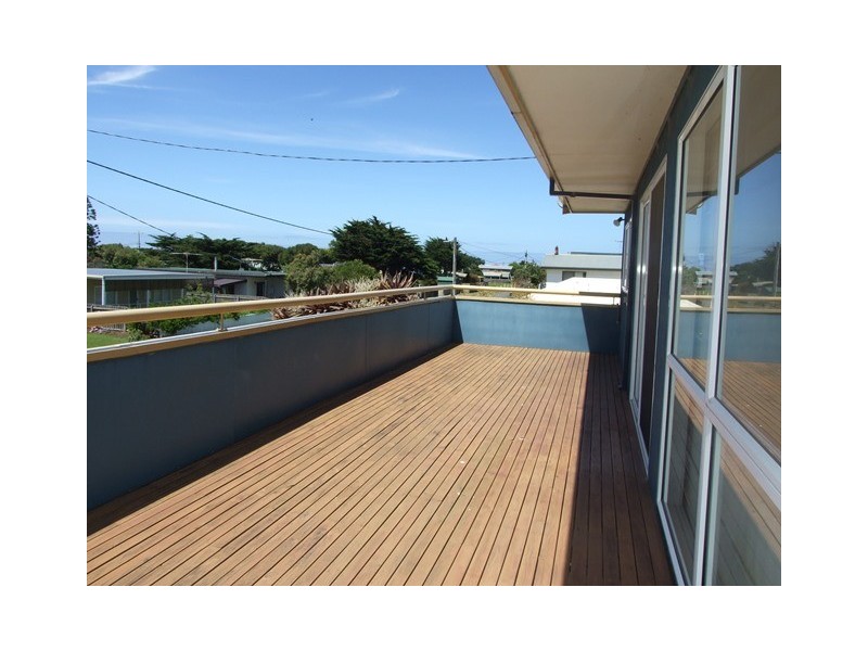 4 Anglers Road, Sunderland Bay VIC 3922