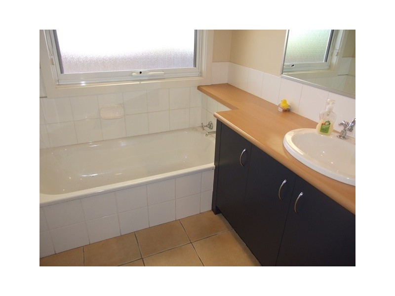 4 Anglers Road, Sunderland Bay VIC 3922