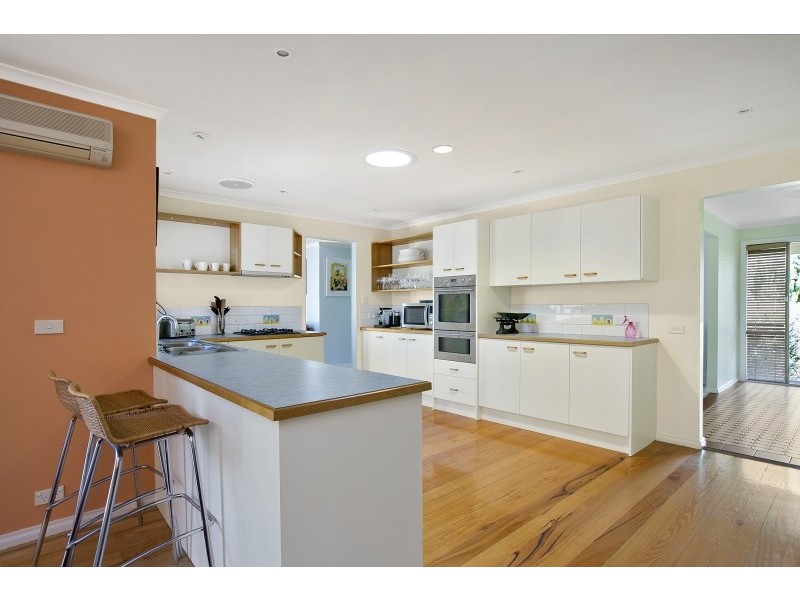 7 Honeyeater Drive, Silverleaves VIC 3922