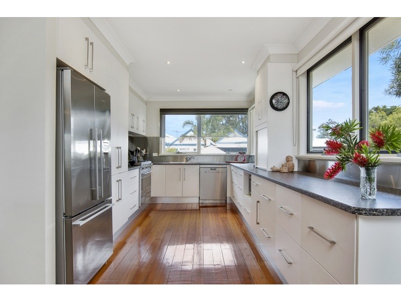 6 Koonwarra Court, Cowes VIC 3922