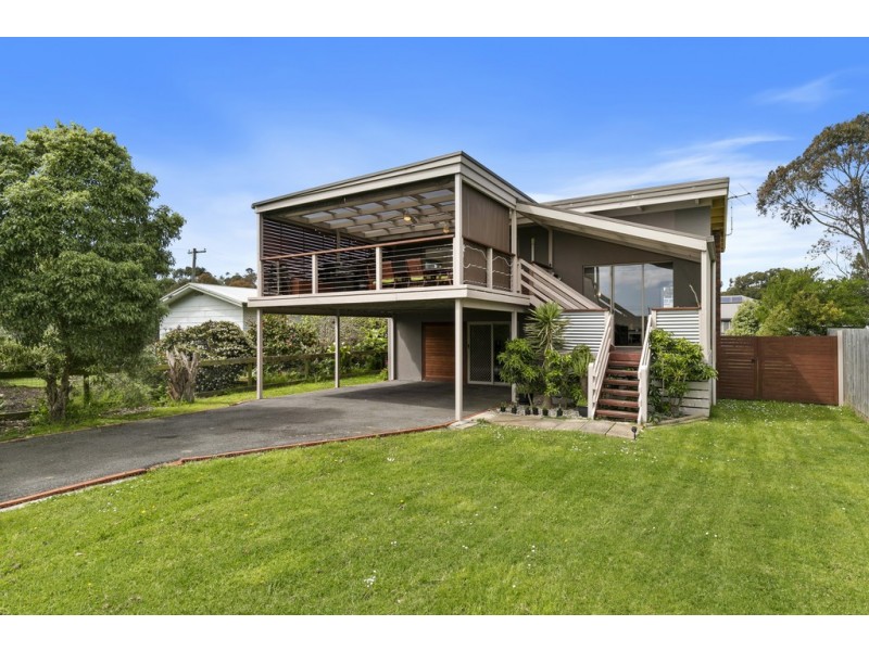 59 Bayview Drive, Cowes VIC 3922