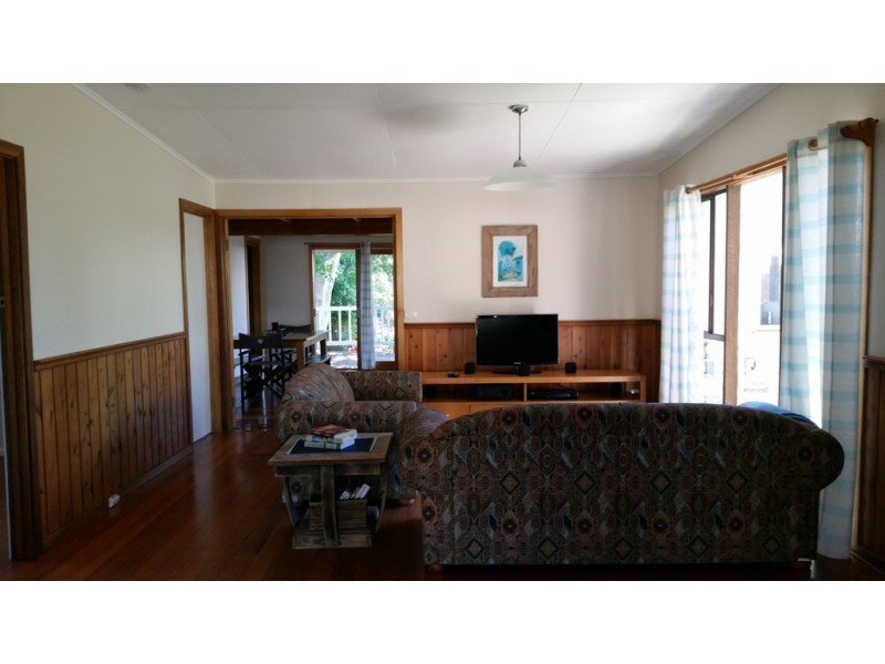 55 Back Beach Road, San Remo VIC 3925